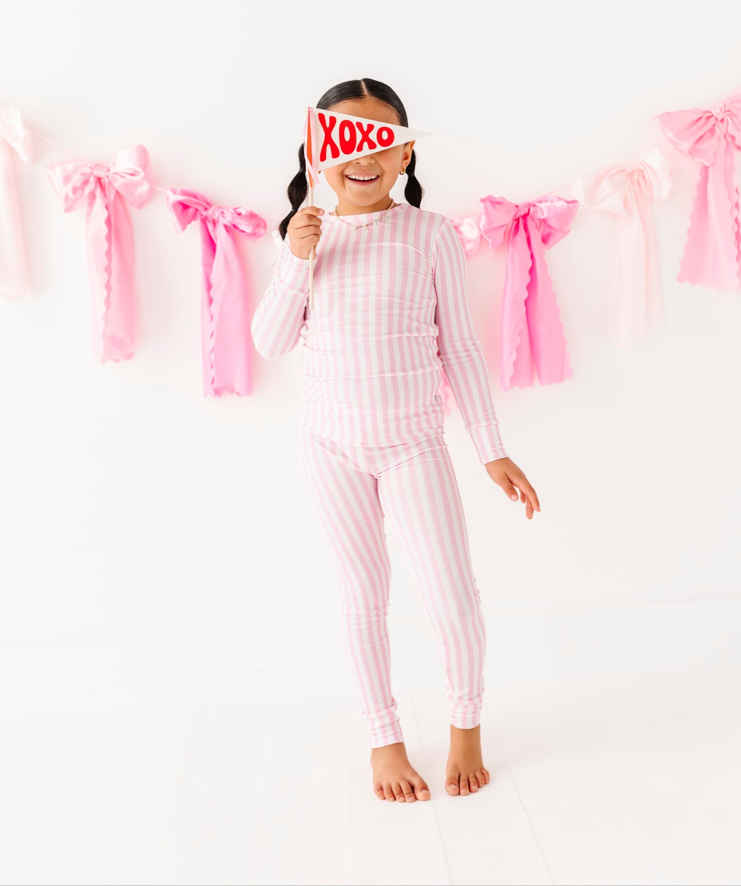 Breathable bamboo kids pajamas with long sleeve top and pants
