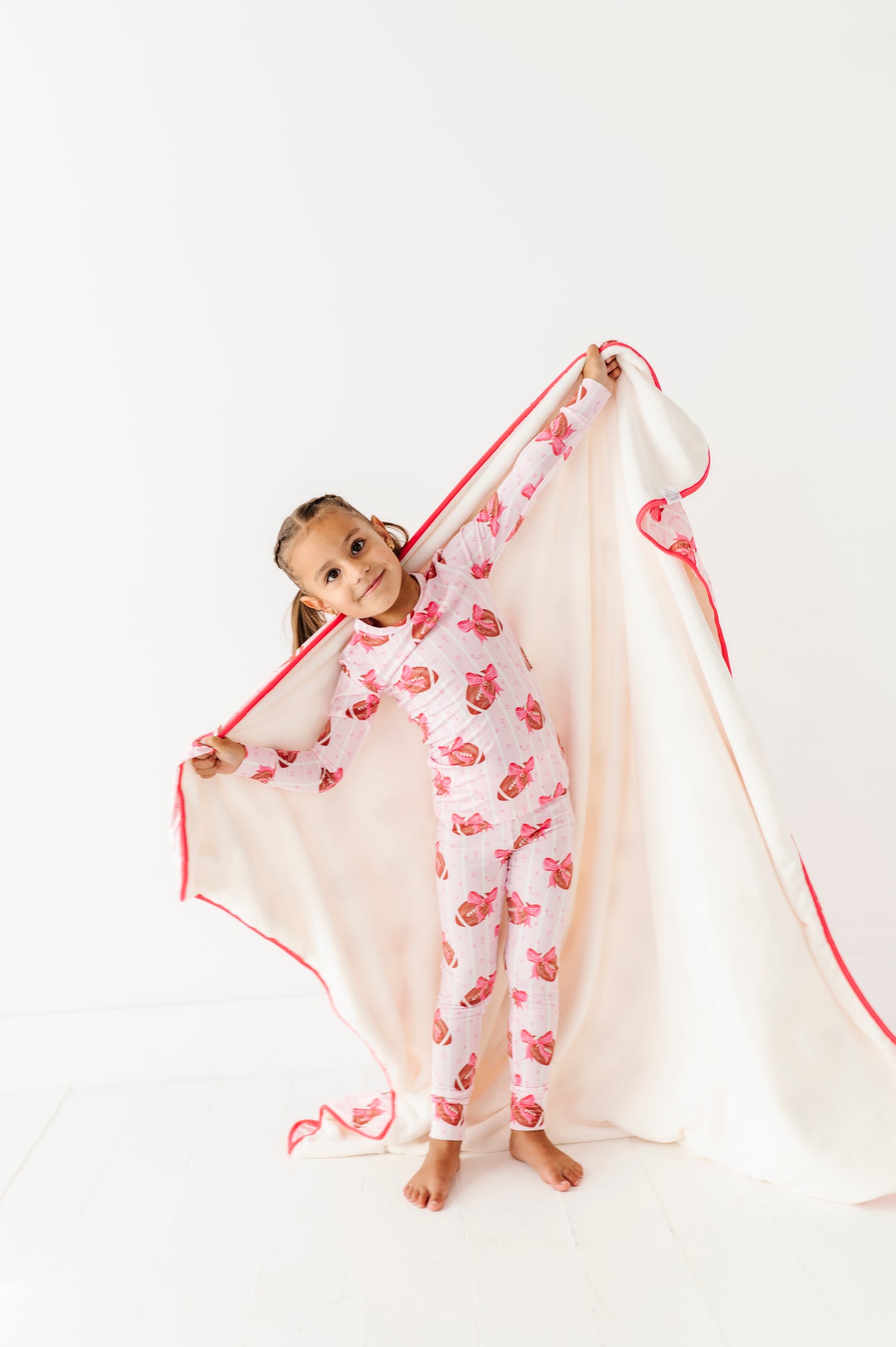 Blitz And Bows 2-Piece Pajamas