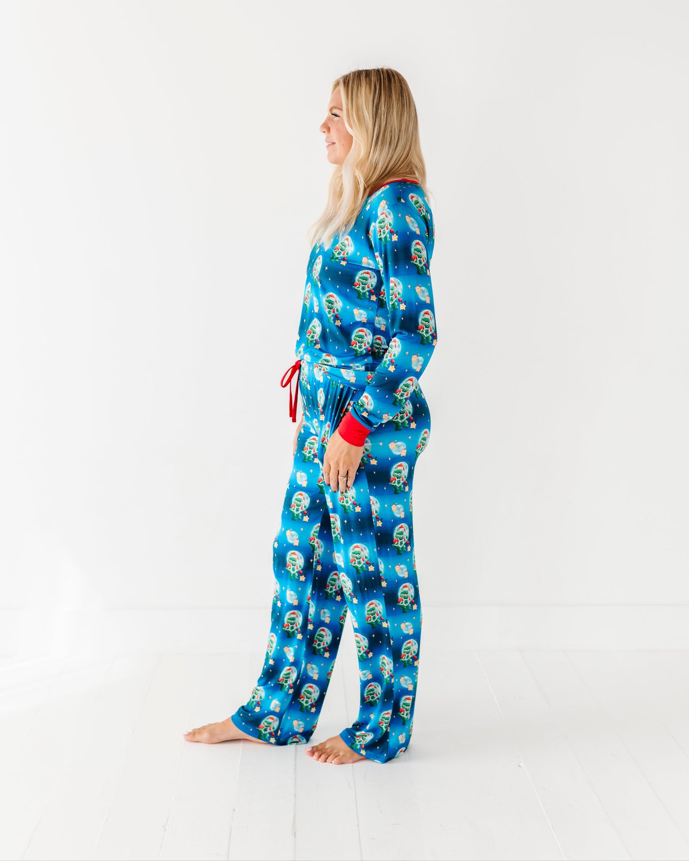 How the Care Bears™ Stole Christmas Women's Lounge Set