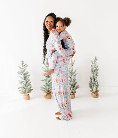A Care Bears™ Christmas Women's Lounge Set