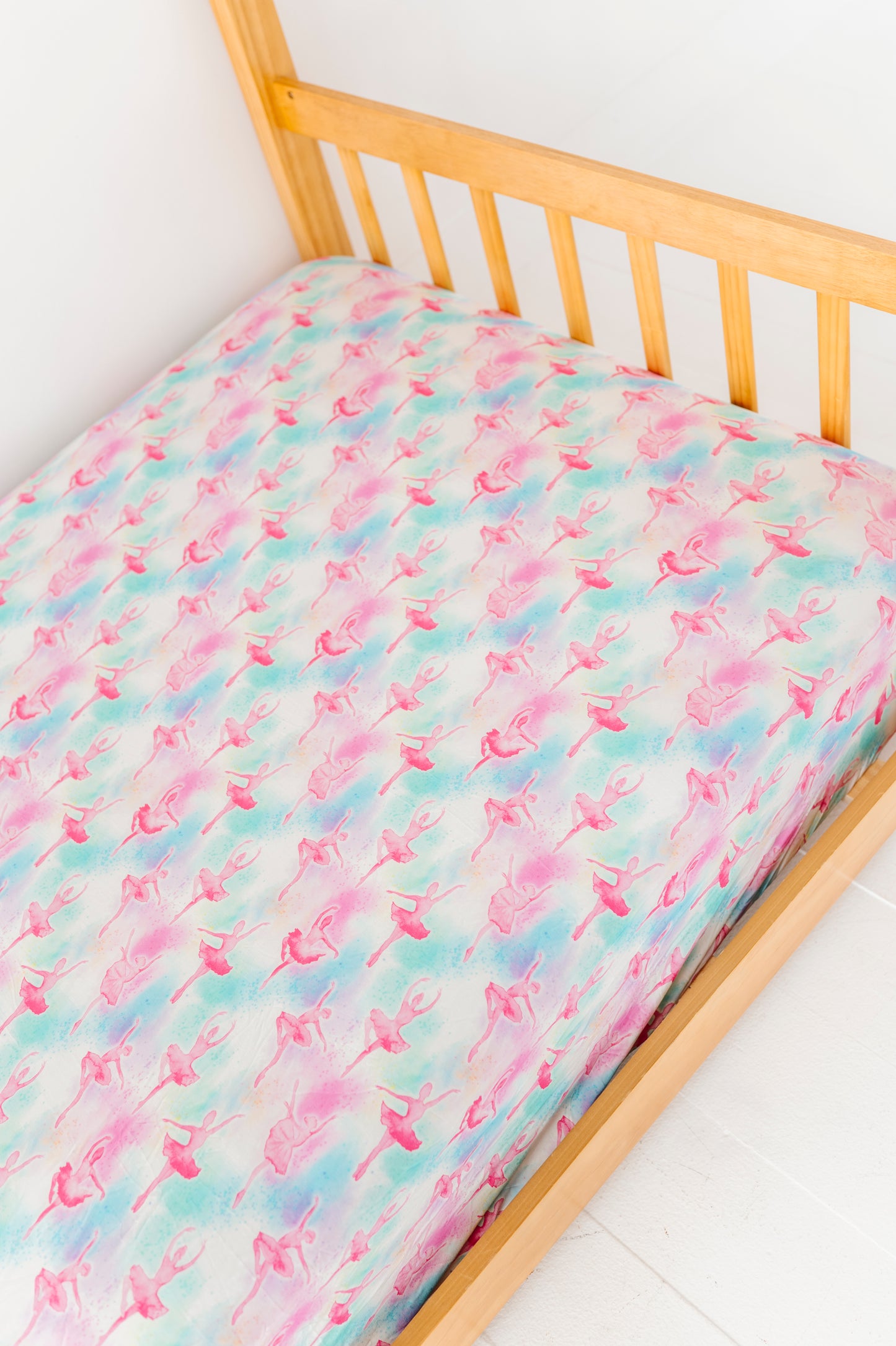 Bamboo twin sheets featuring watercolor ballerina print 