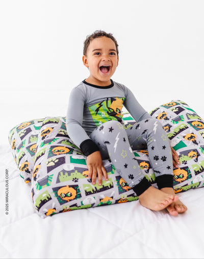 Miraculous™ Chibi Zipper Pillowcase Set: Cat Noir - SHIPS WITHIN 2 WEEKS