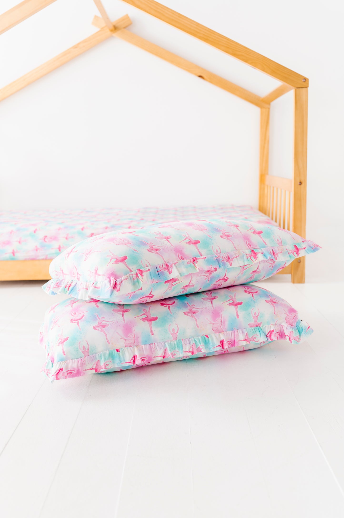 Set of two bamboo pillowcases featuring watercolor ballerinas 