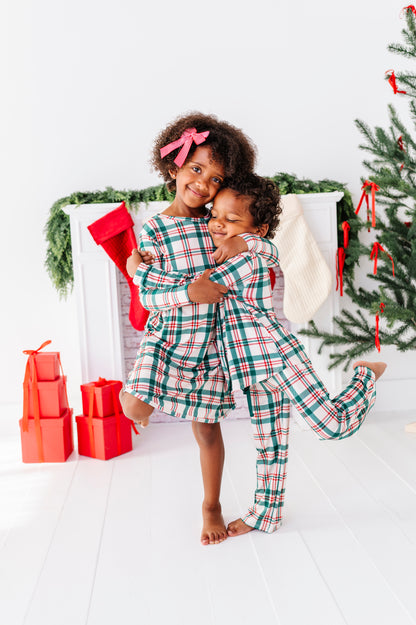 Classic Christmas Plaid Bamboo Set