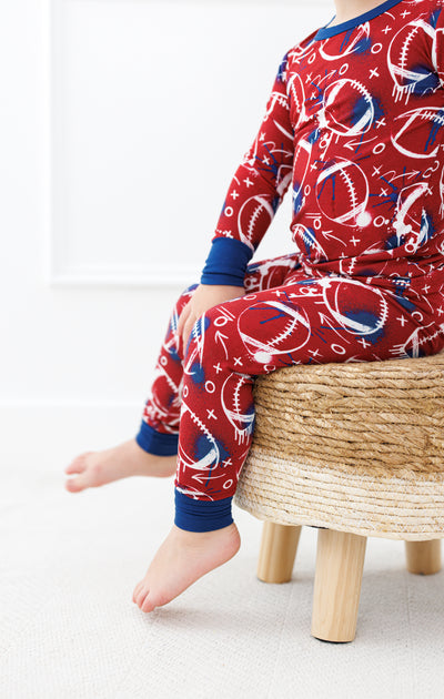 graffiti football 2-piece pajamas: RED AND NAVY