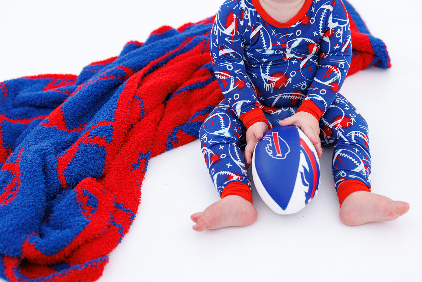 graffiti football 2-piece pajamas: BLUE AND RED