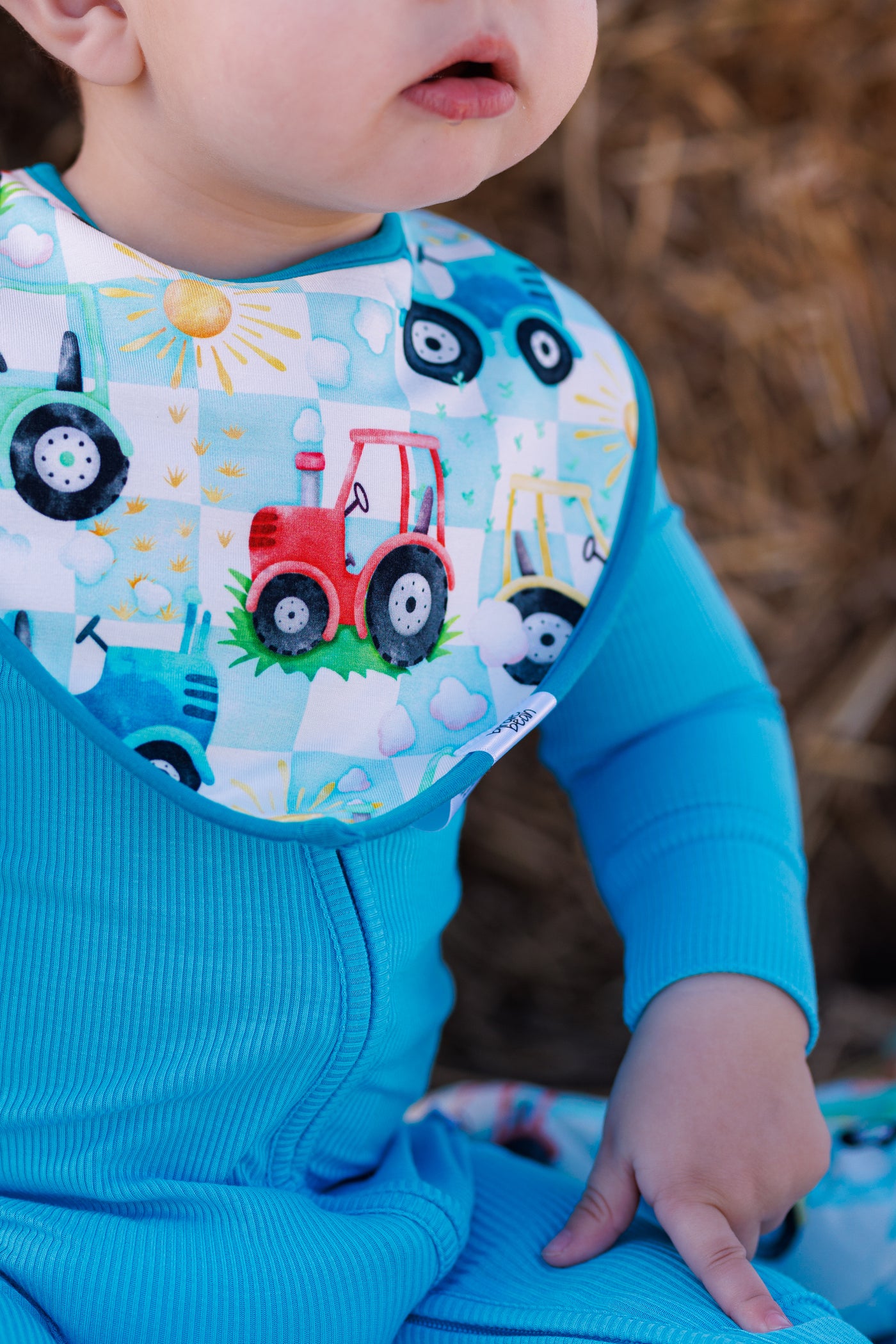 otis bandana bib set