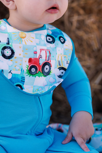 otis bandana bib set