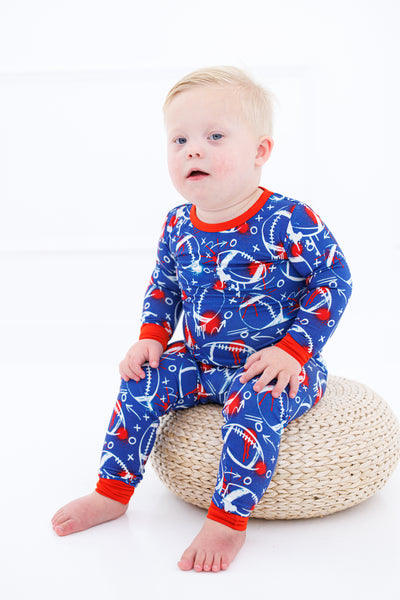 graffiti football 2-piece pajamas: BLUE AND RED