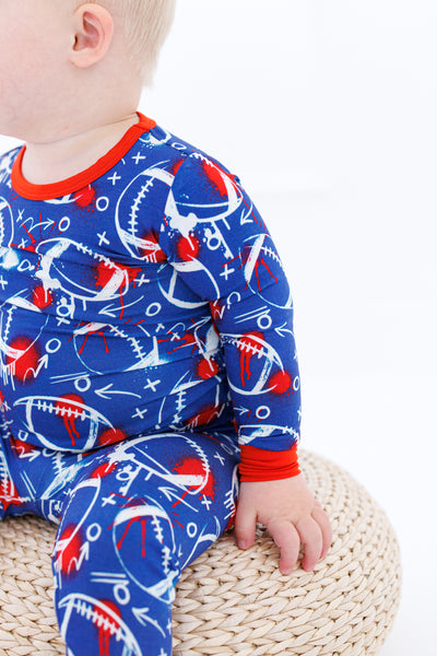 graffiti football 2-piece pajamas: BLUE AND RED