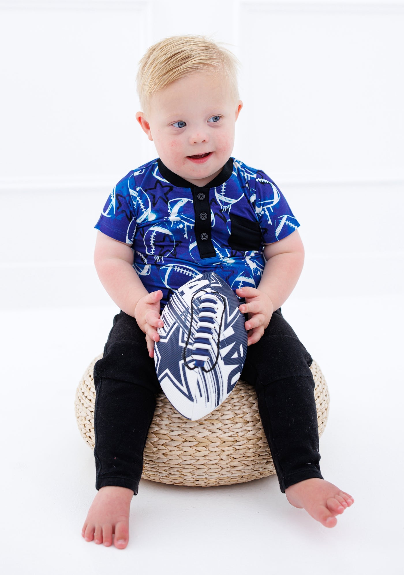 graffiti football henley t- shirt : BLUE AND WHITE WITH STARS