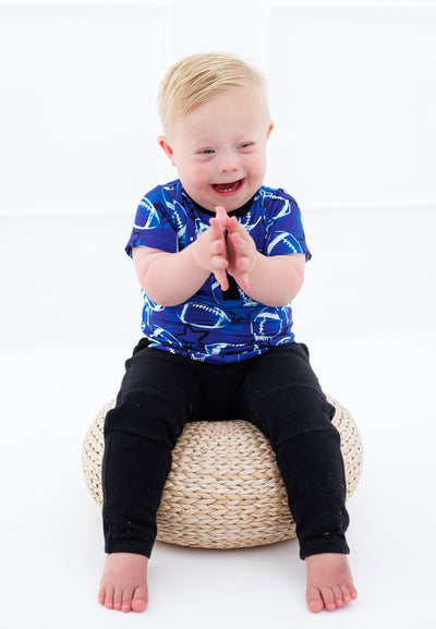 graffiti football henley t- shirt : BLUE AND WHITE WITH STARS