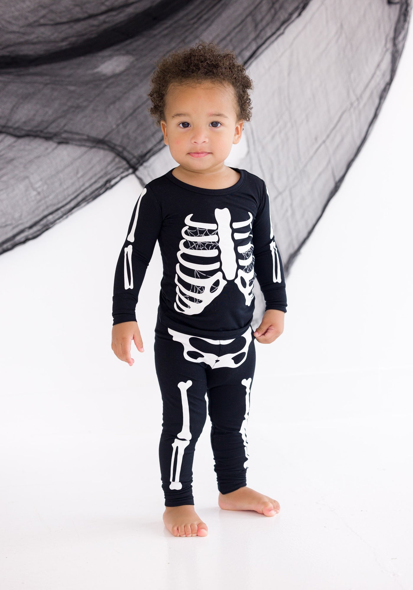 Bones Glow-In-The-Dark 2-Piece Pajamas : GREY WEBS