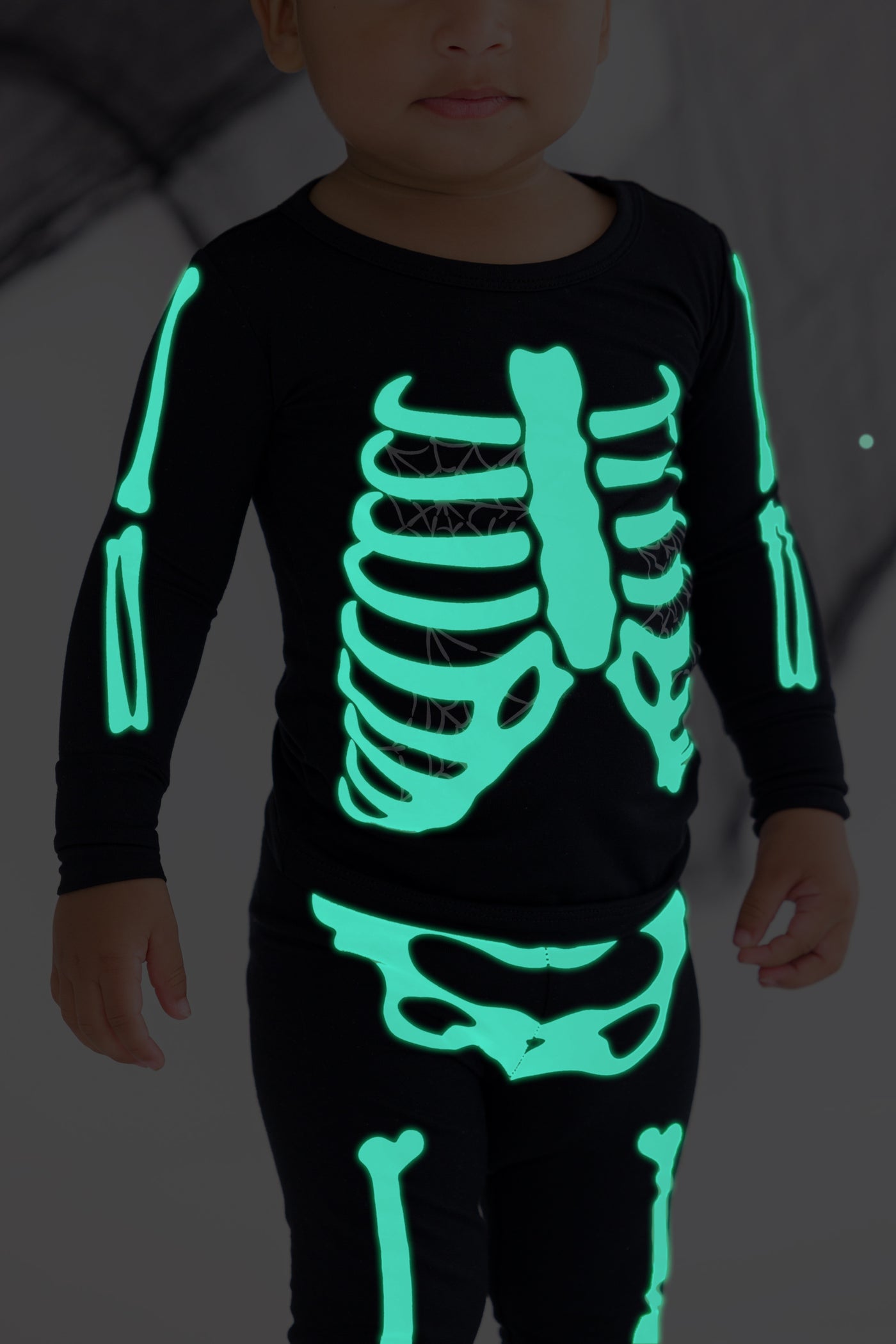 Bones Glow-In-The-Dark 2-Piece Pajamas : GREY WEBS