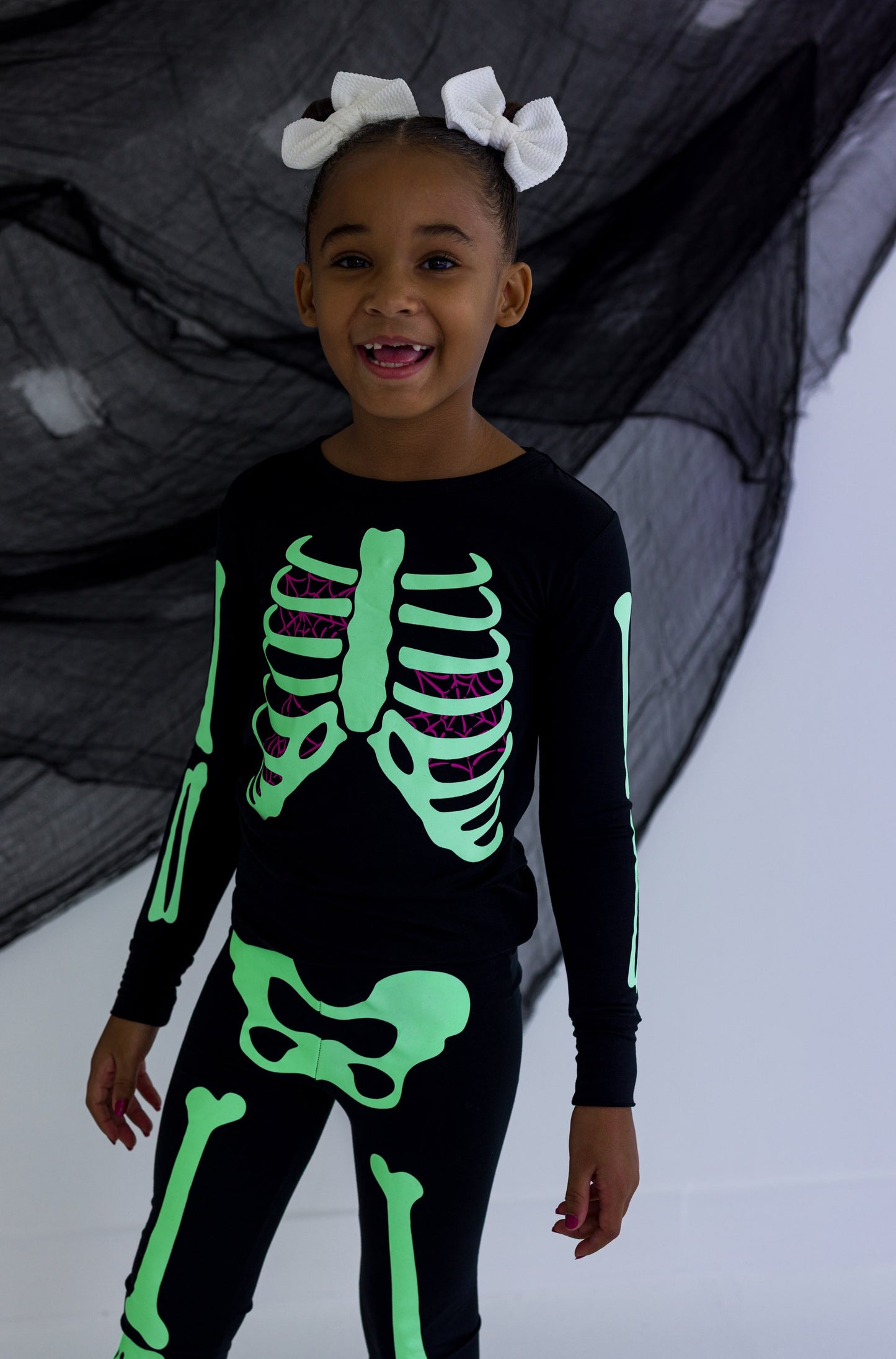 Bones Glow-In-The-Dark 2-Piece Pajamas - PINK
