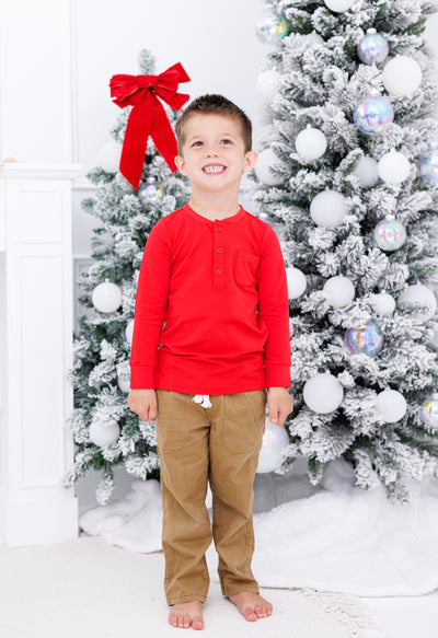 red henley long-sleeved t- shirt