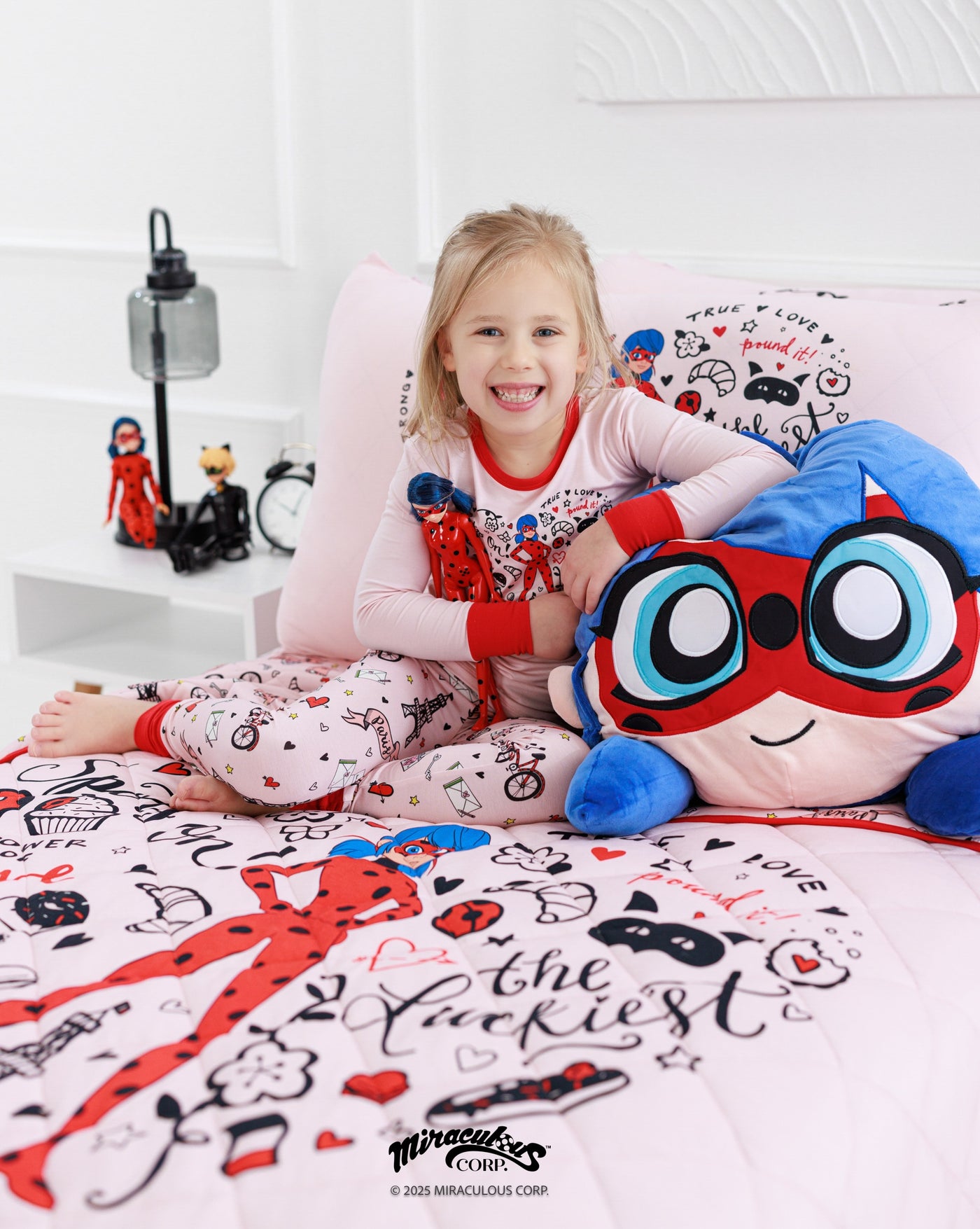 Miraculous Ladybug™ Zipper Pillowcase Set