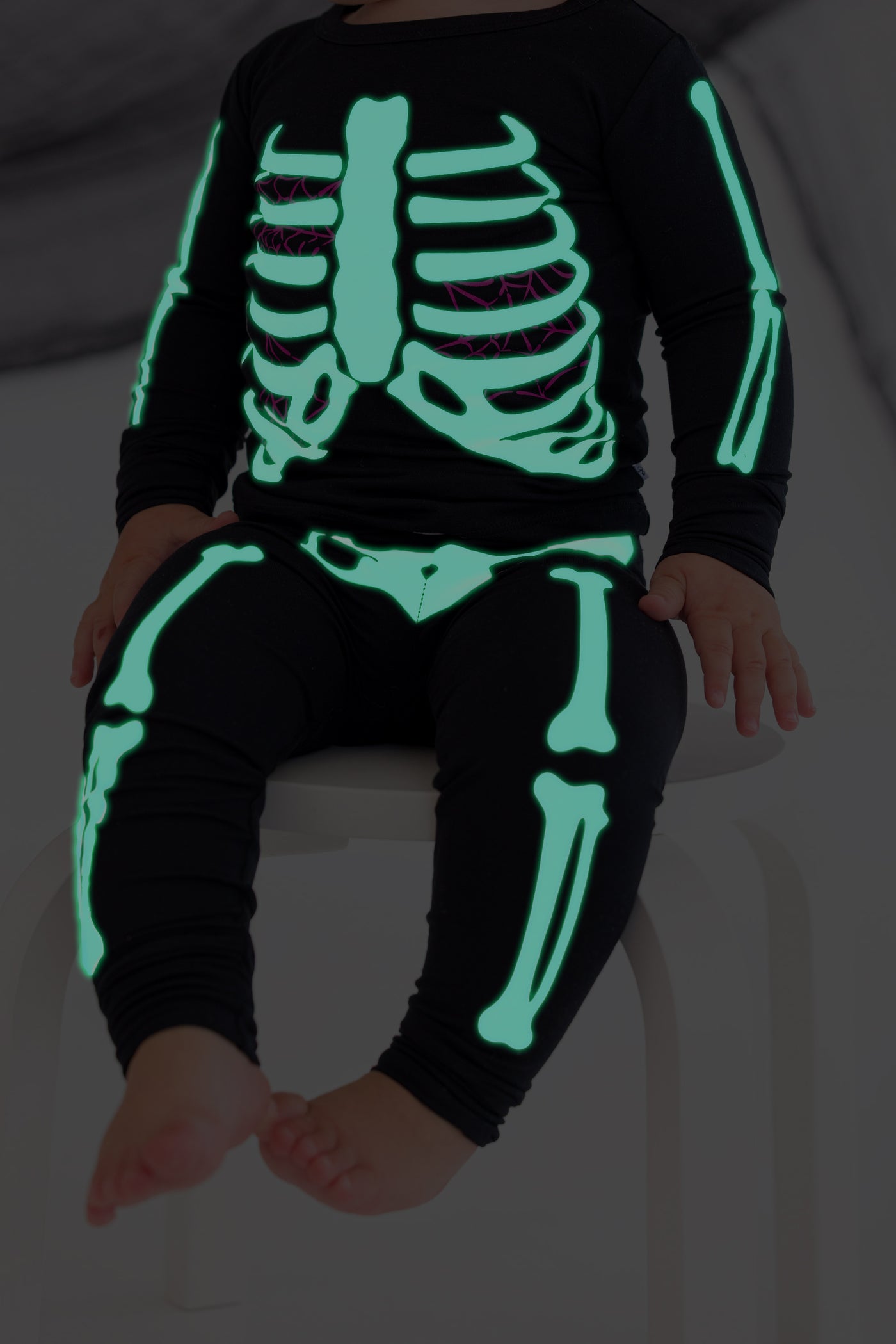Bones Glow-In-The-Dark 2-Piece Pajamas - PINK