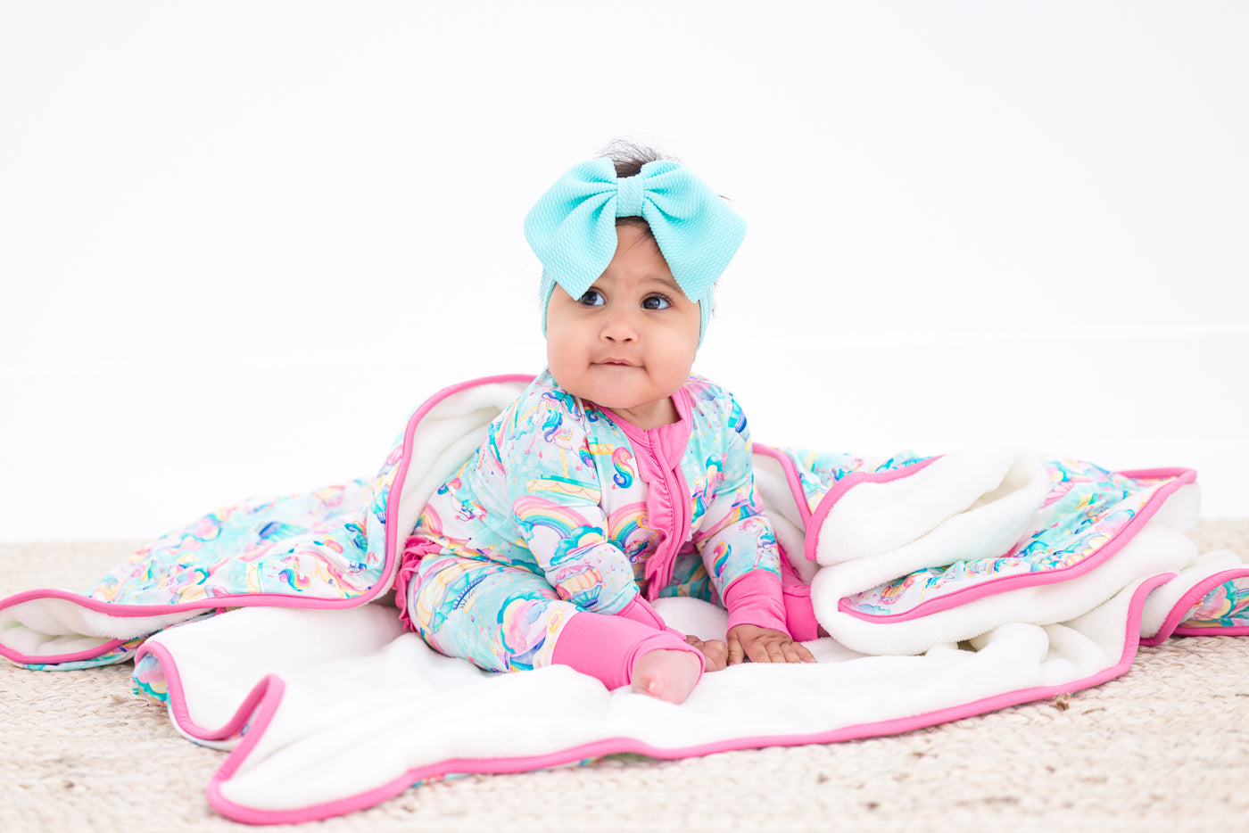 Priscilla Plush Birdie Blanket: TODDLER