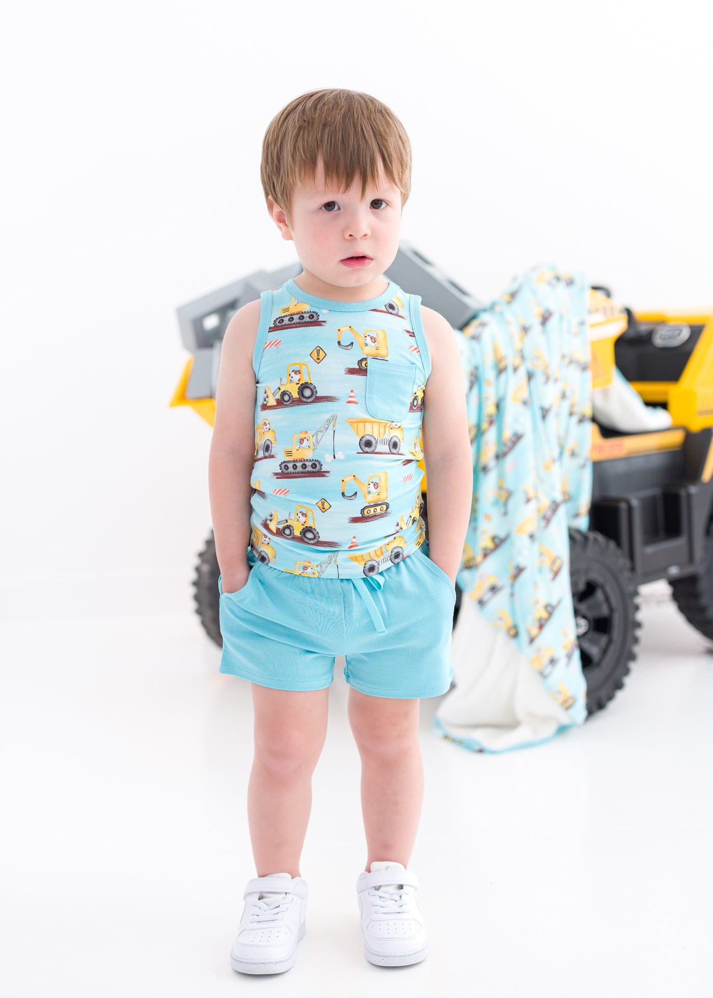 Hard Hat Hounds Tank Set