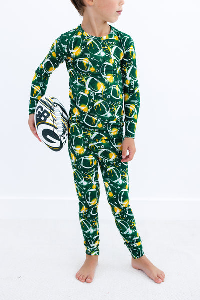 graffiti football 2-piece pajamas: GREEN AND YELLOW/GOLD