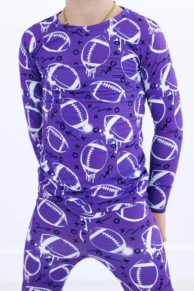 graffiti football 2-piece pajamas: PURPLE AND WHITE