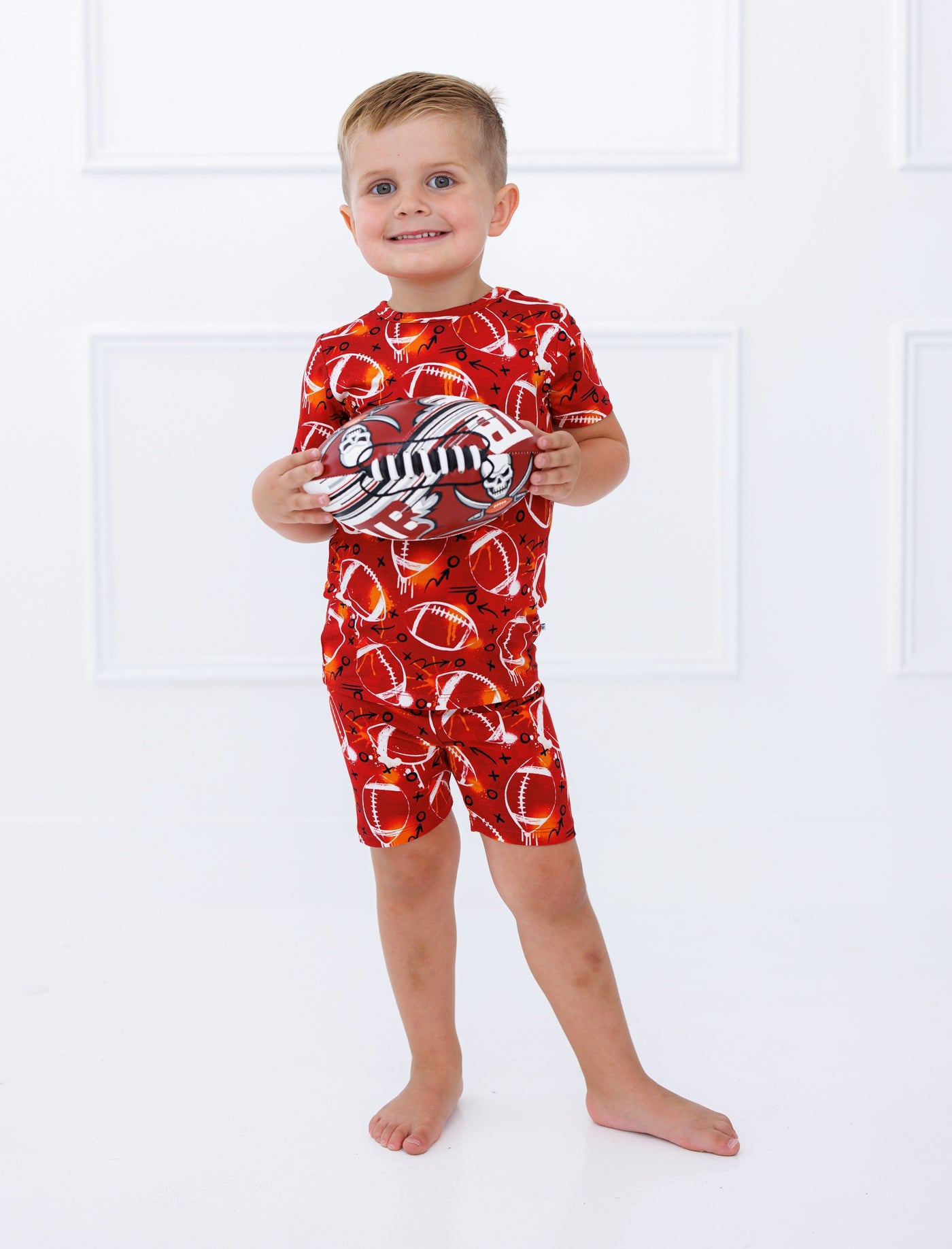 graffiti football 2-piece pajamas: RED AND ORANGE