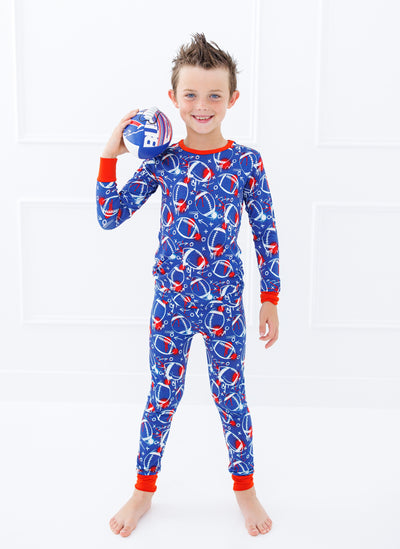 graffiti football 2-piece pajamas: BLUE AND RED