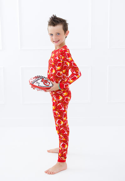 graffiti football 2-piece pajamas: RED AND YELLOW/GOLD