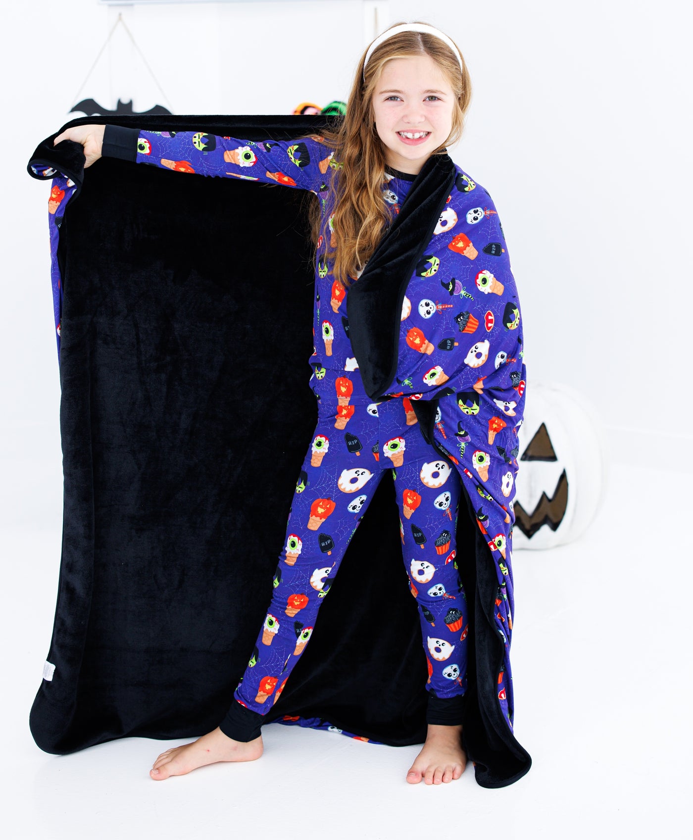 Salem Plush Birdie Blanket: TODDLER