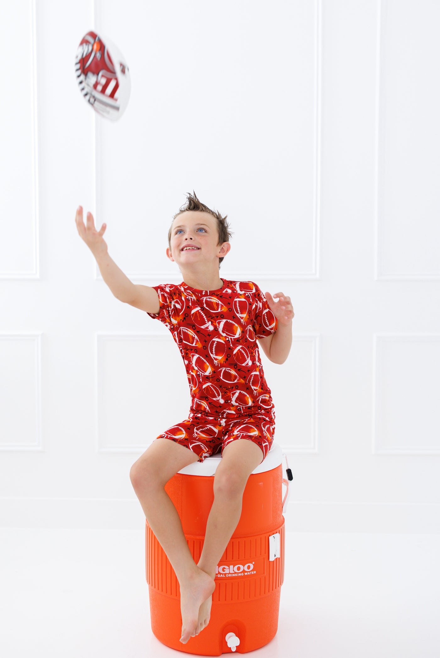 graffiti football 2-piece pajamas: RED AND ORANGE