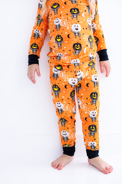 michael 2-piece glow-in-the-dark pajamas: LONG