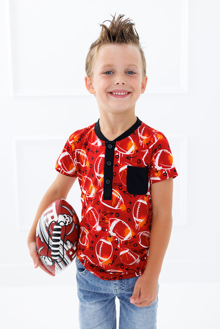 Graffiti Football Henley T-Shirt : RED AND ORANGE