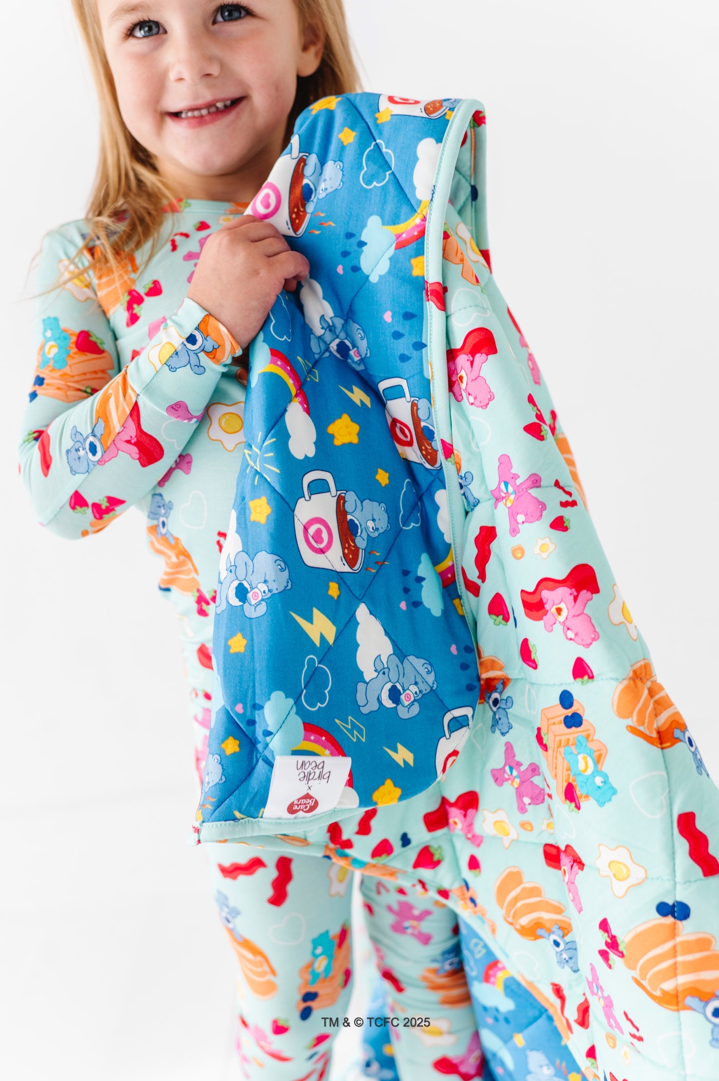 Care Bears™ Breakfast Bears/Grumpy Coffee Toddler Birdie Quilt