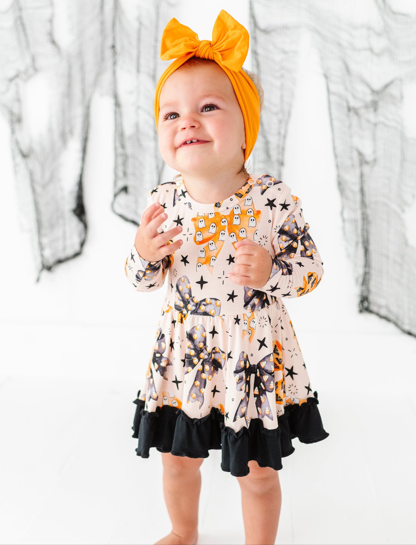 Bewitching Bows Birdie Twirl