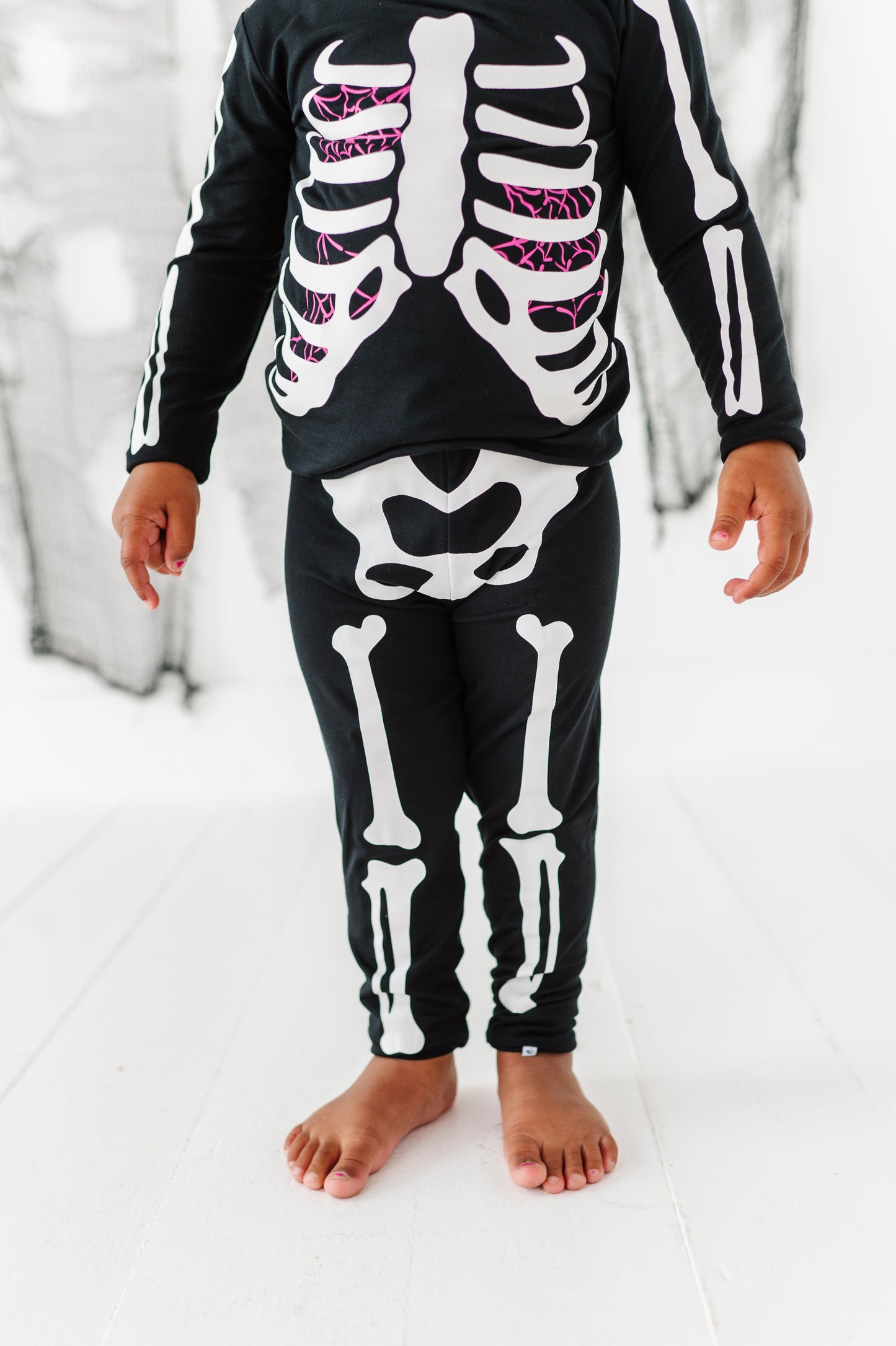 Bones Glow-In-The-Dark 2-Piece Pajamas - PINK