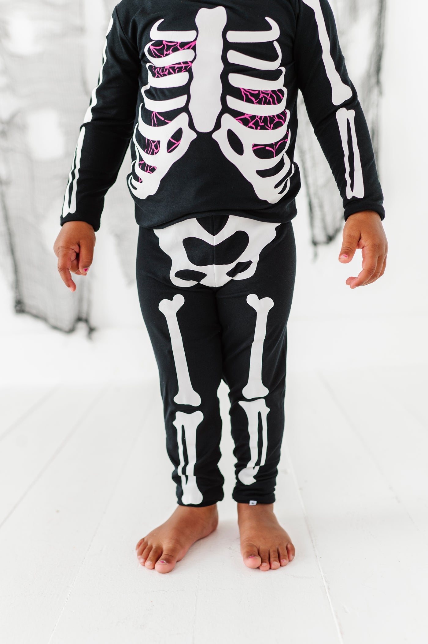 Bones Glow-In-The-Dark 2-Piece Pajamas - PINK