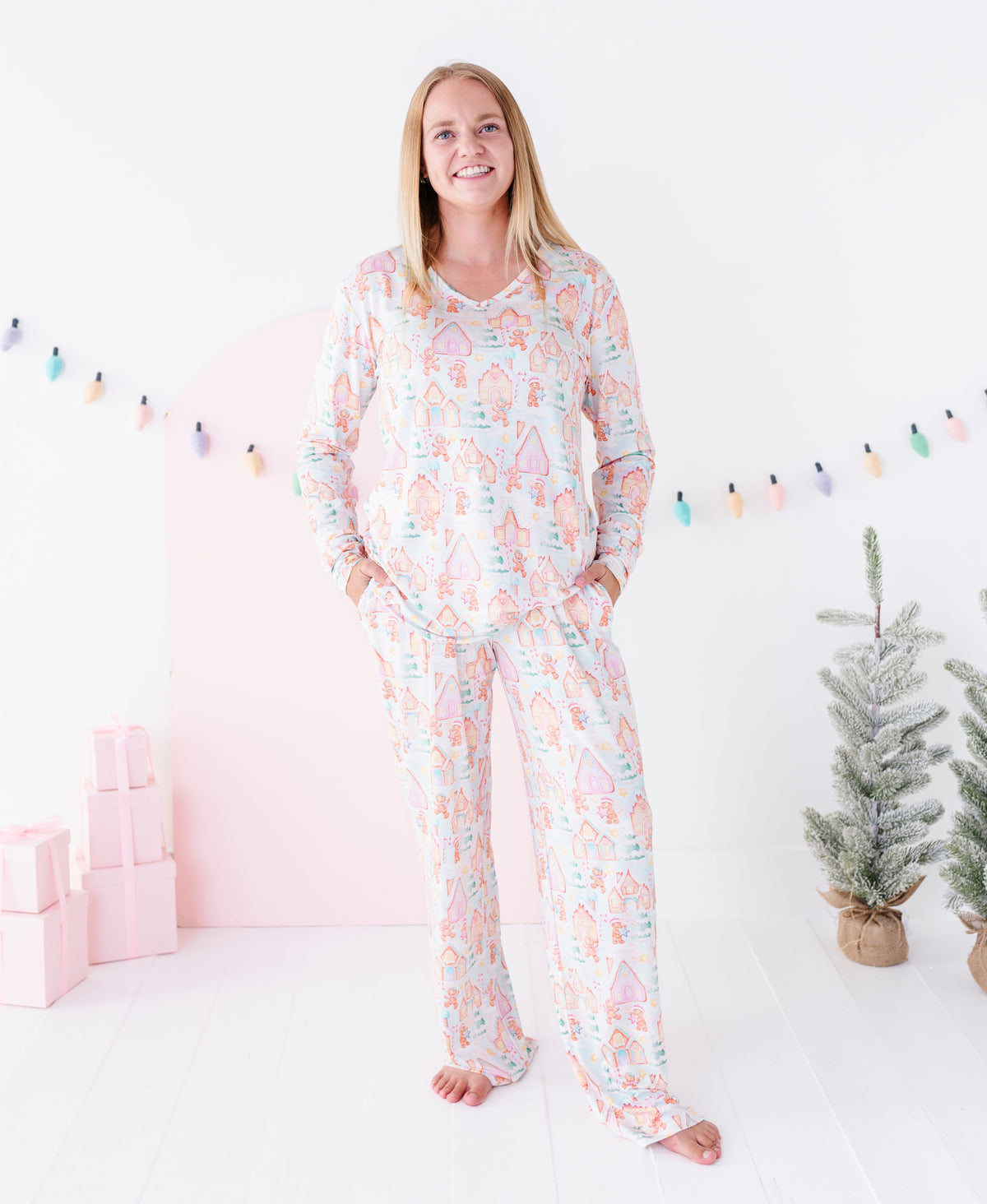 Gingerbread Lane Women's Lounge Set
