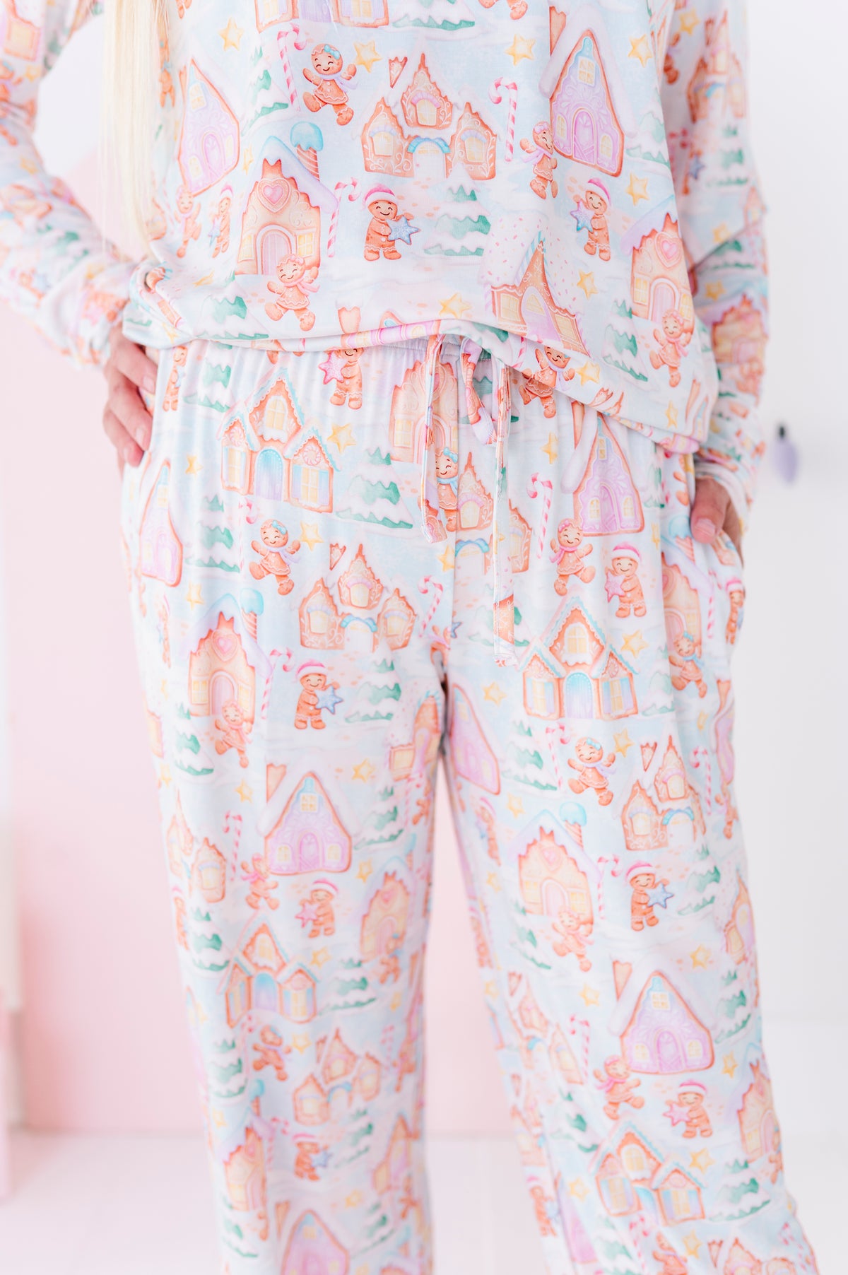 Gingerbread Lane Women's Lounge Set