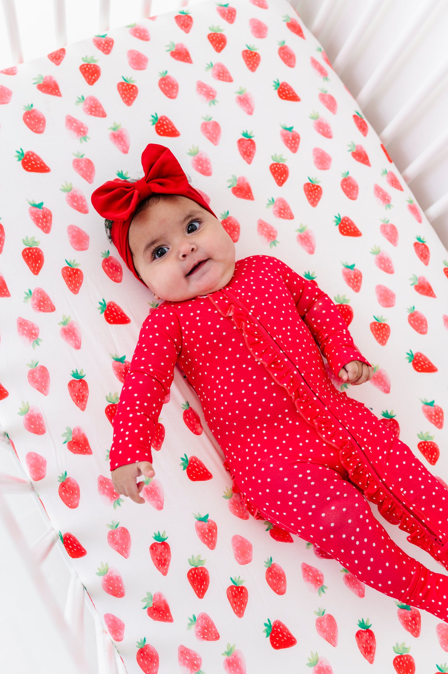 Sweet Strawberry Crib Sheet