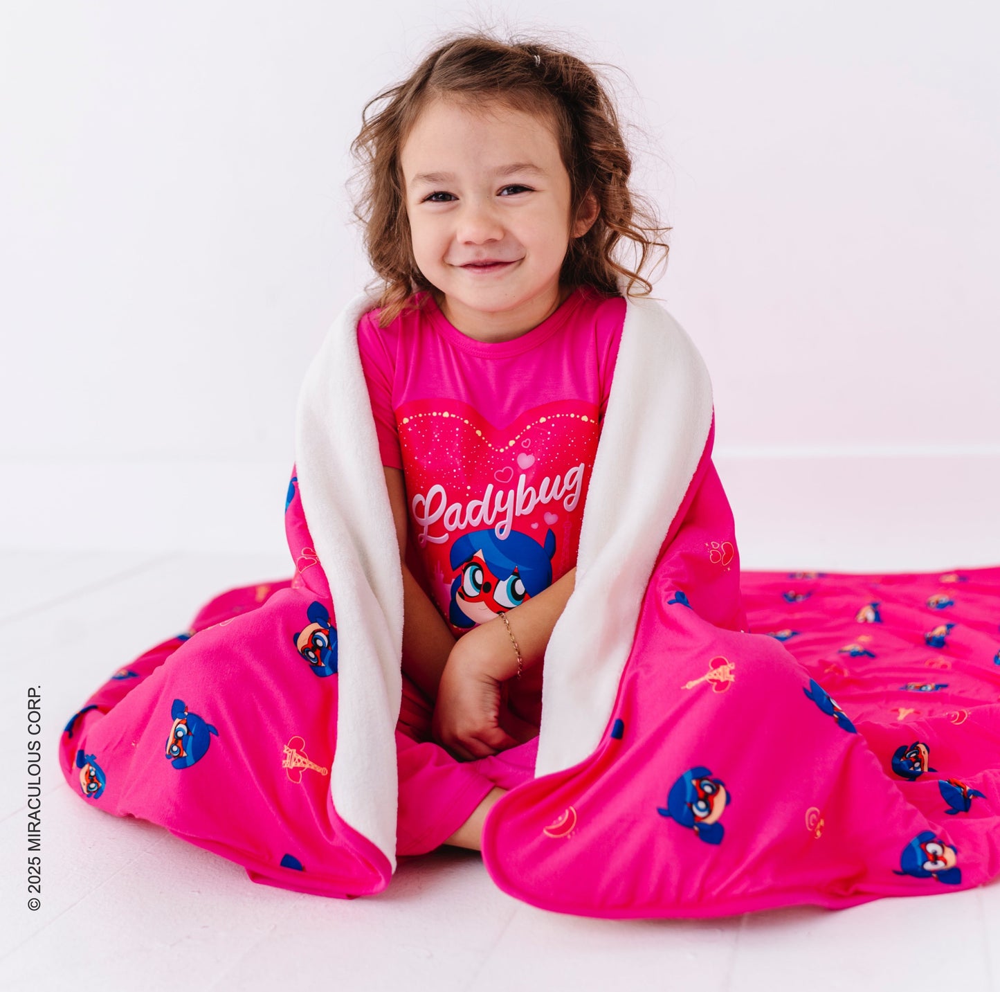 Miraculous™ Chibi Plush Blanket : Ladybug