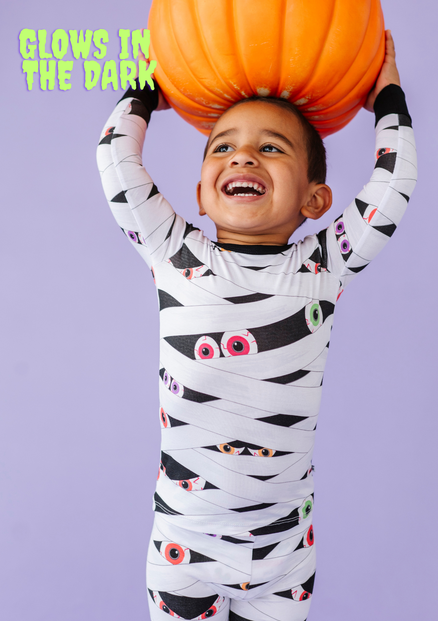 Bates Glow-In-The-Dark 2-Piece Pajamas