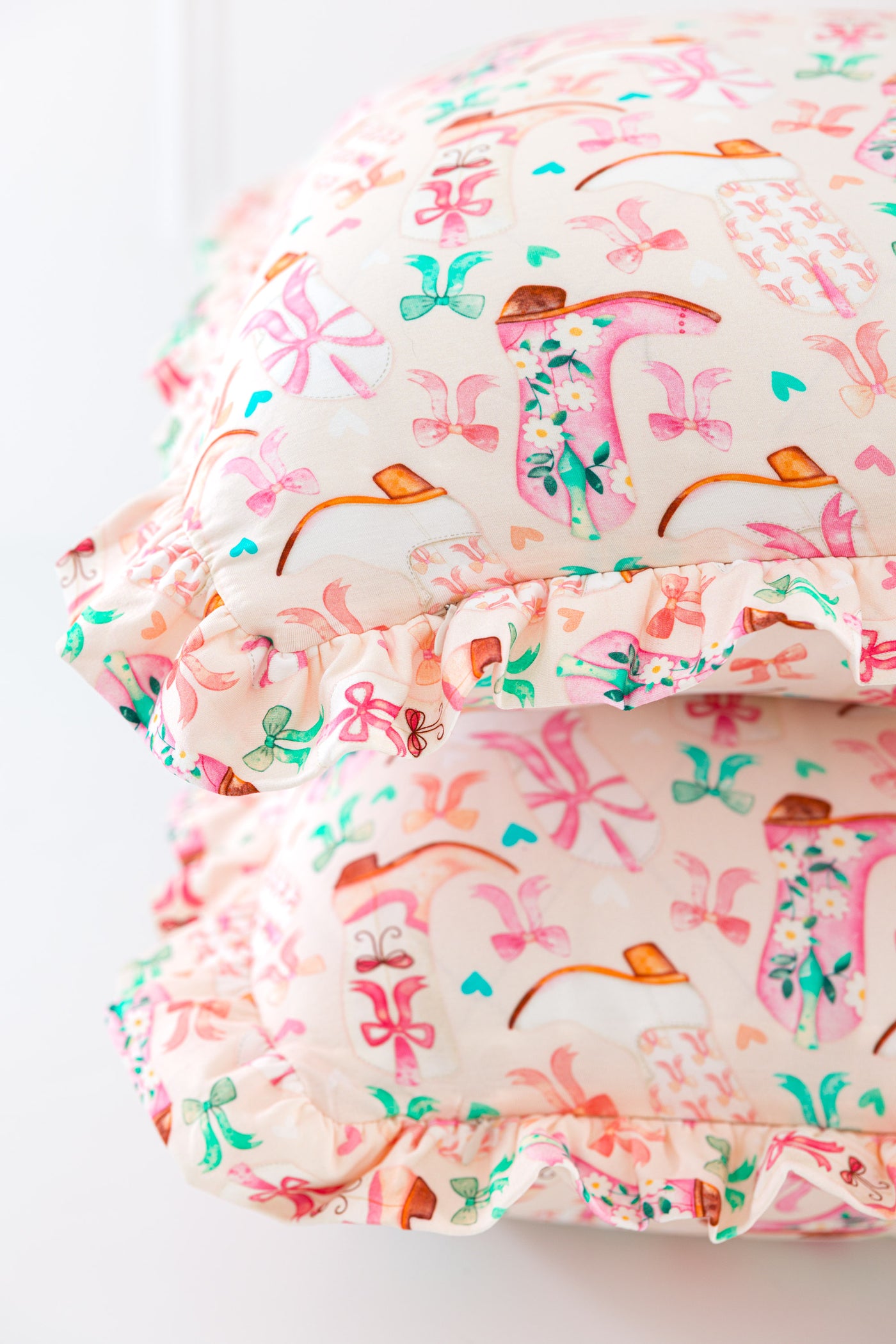 Dolly Ruffle Zipper Pillowcase Set
