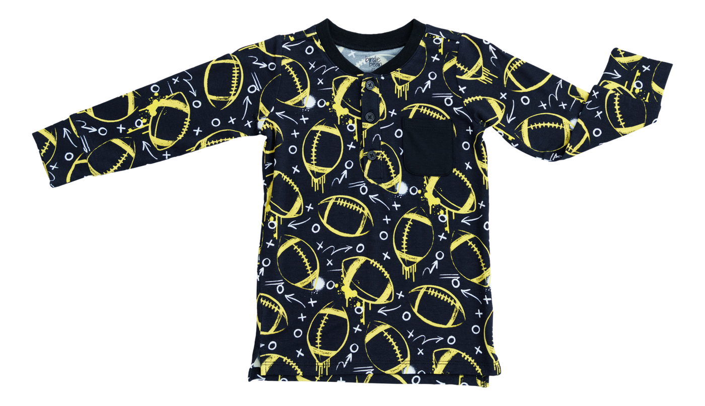 graffiti football henley t- shirt : BLACK AND YELLOW/GOLD