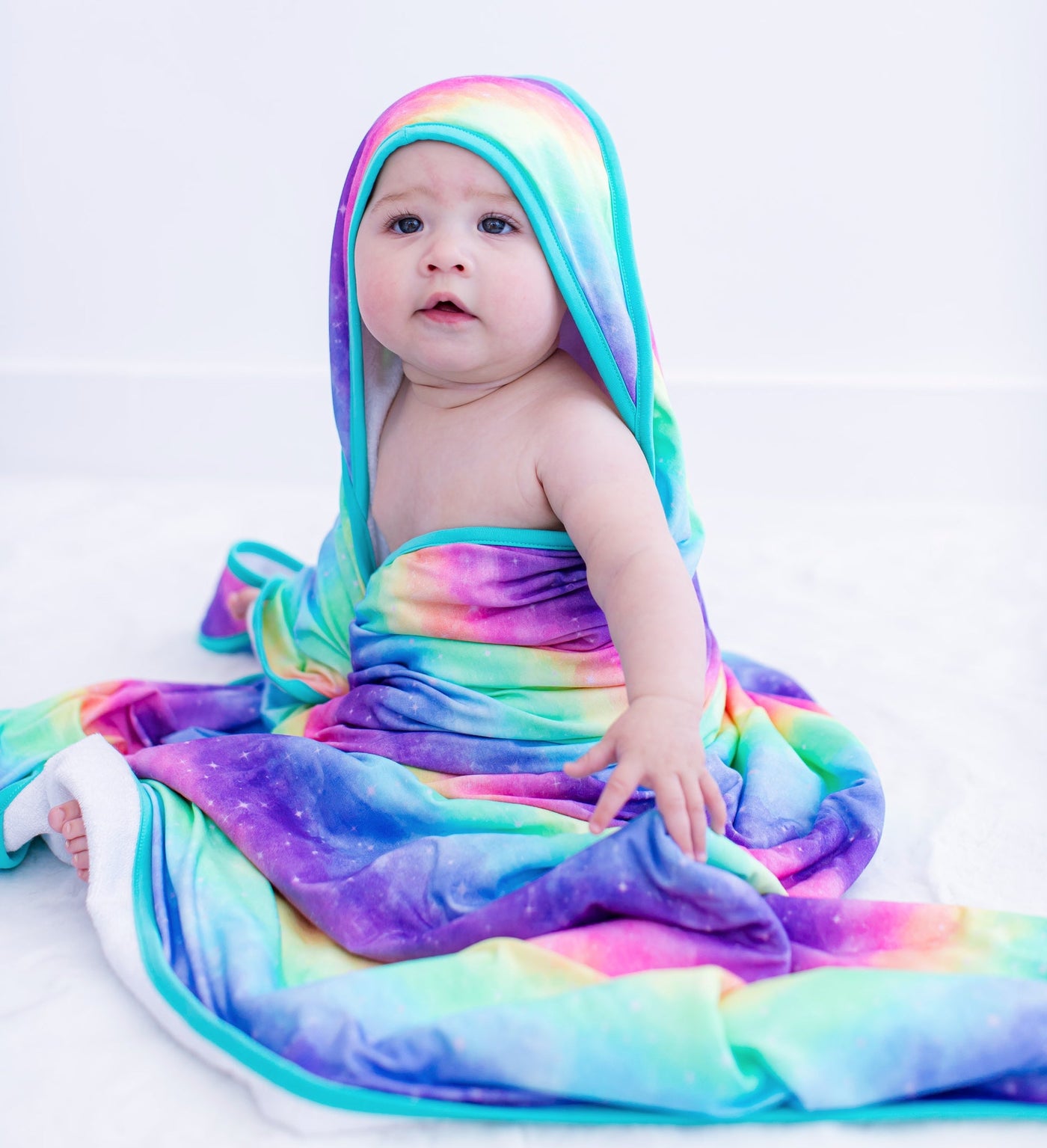 thea hooded bath towel: TODDLER