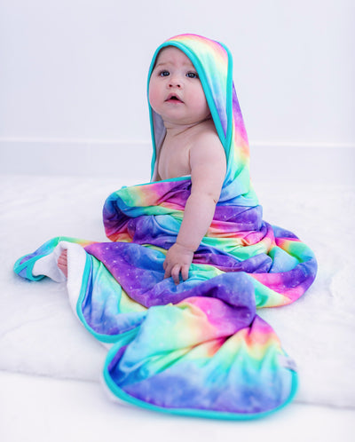 thea hooded bath towel: TODDLER