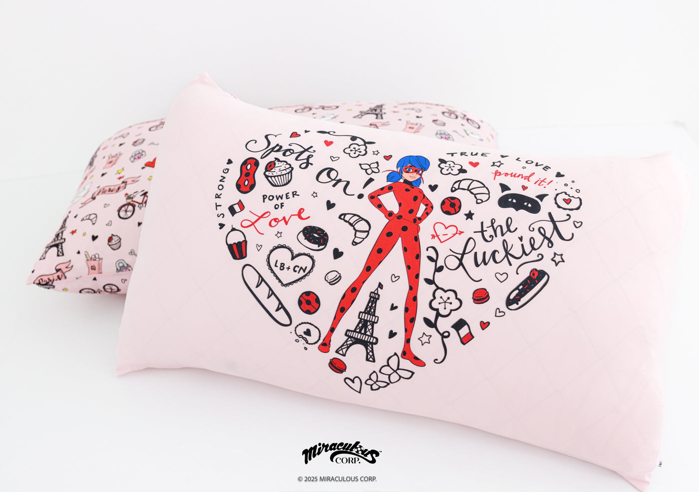 Miraculous Ladybug™ Zipper Pillowcase Set