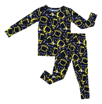 graffiti football 2-piece pajamas: BLACK AND YELLOW/GOLD